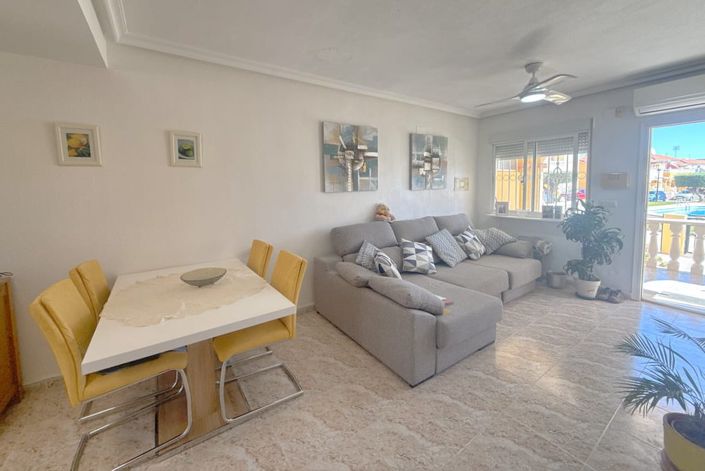 Image No.4-3 Bed Townhouse for sale
