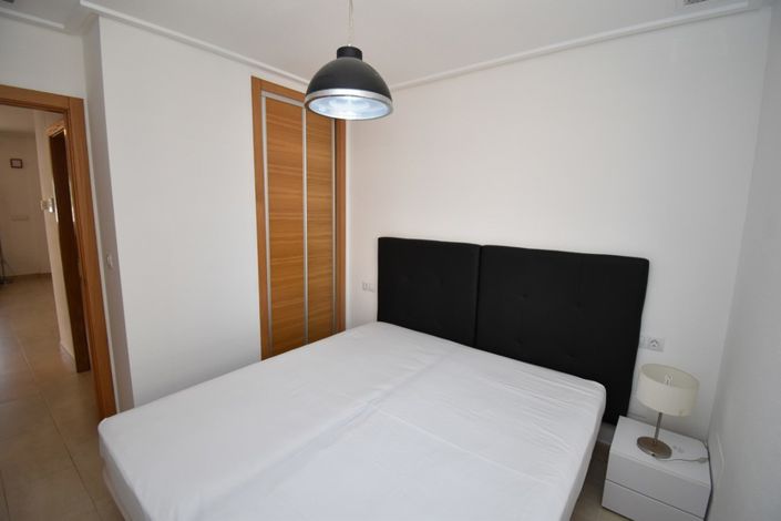 Image No.12-3 Bed Townhouse for sale
