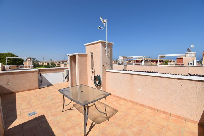 Image No.24-3 Bed Townhouse for sale