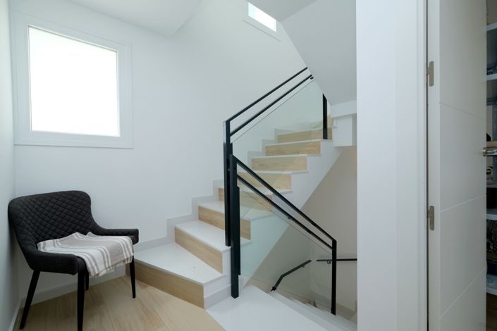 Image No.24-3 Bed Townhouse for sale