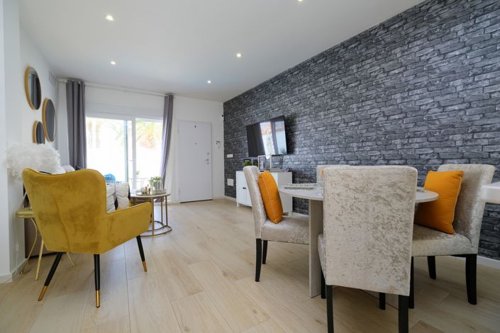 Image No.7-3 Bed Townhouse for sale