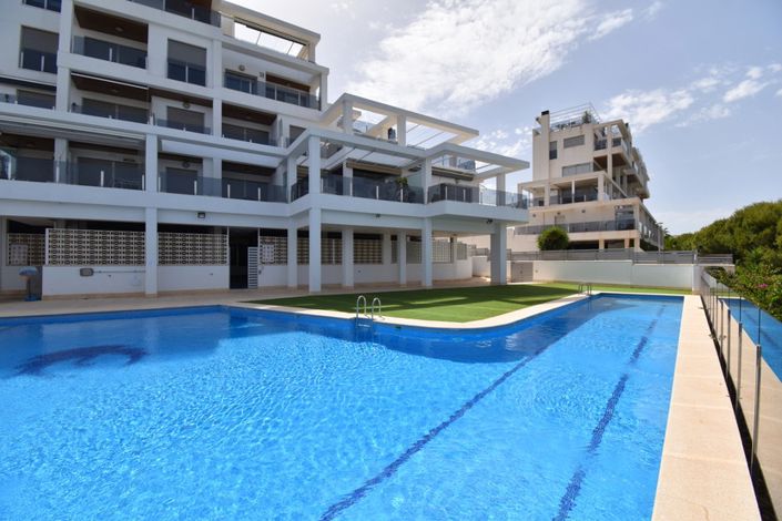 Image No.23-2 Bed Property for sale