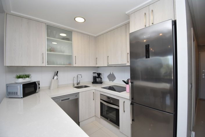 Image No.3-2 Bed Property for sale