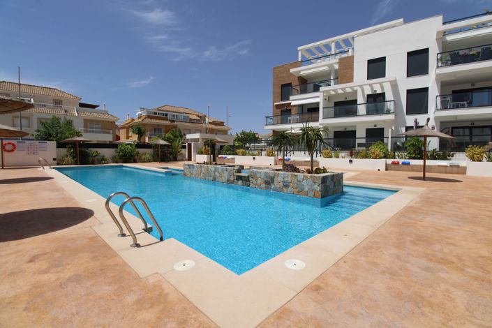 Image No.30-2 Bed Property for sale