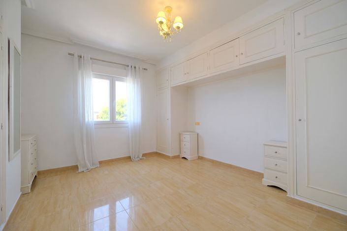 Image No.8-Propriété de 2 chambres à vendre à Punta Prima