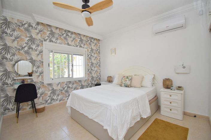 Image No.16-3 Bed Villa for sale