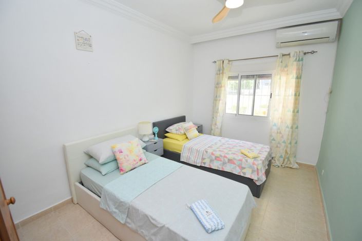 Image No.22-3 Bed Villa for sale