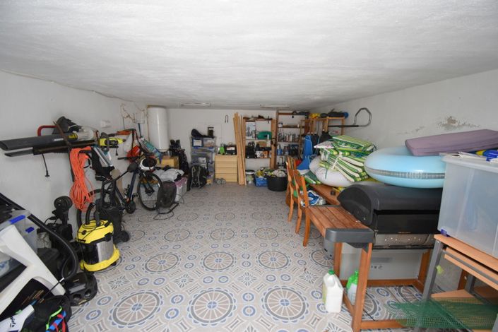 Image No.27-3 Bed Villa for sale