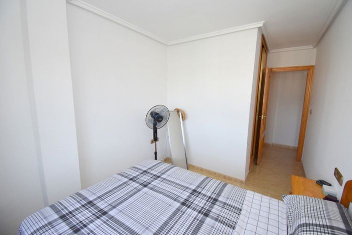 Image No.11-2 Bed Property for sale