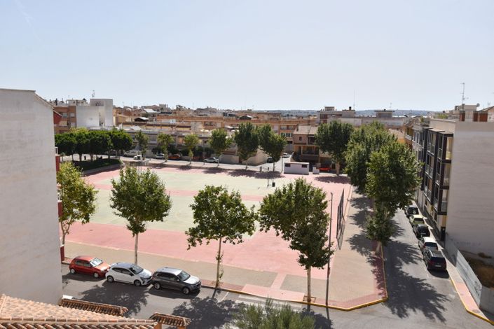 Image No.20-2 Bed Property for sale