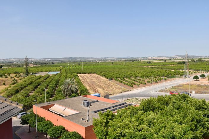 Image No.21-2 Bed Property for sale