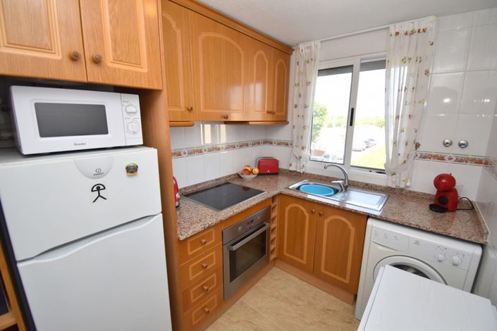 Image No.4-2 Bed Property for sale