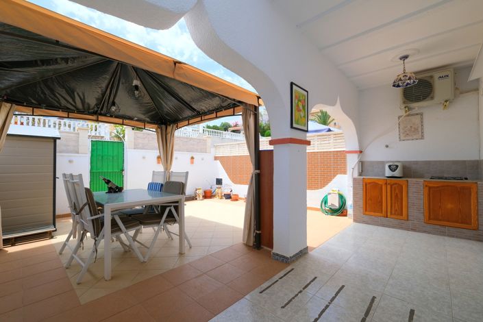 Image No.24-2 Bed Bungalow for sale