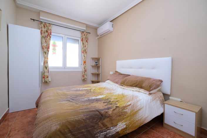 Image No.9-2 Bed Bungalow for sale
