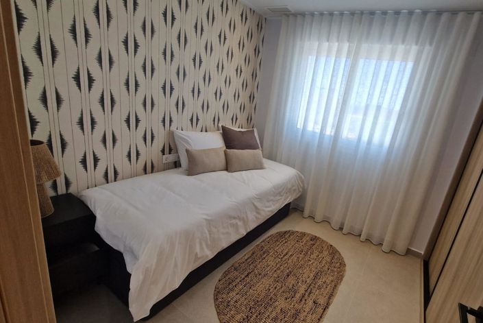 Image No.12-3 Bed Apartment for sale