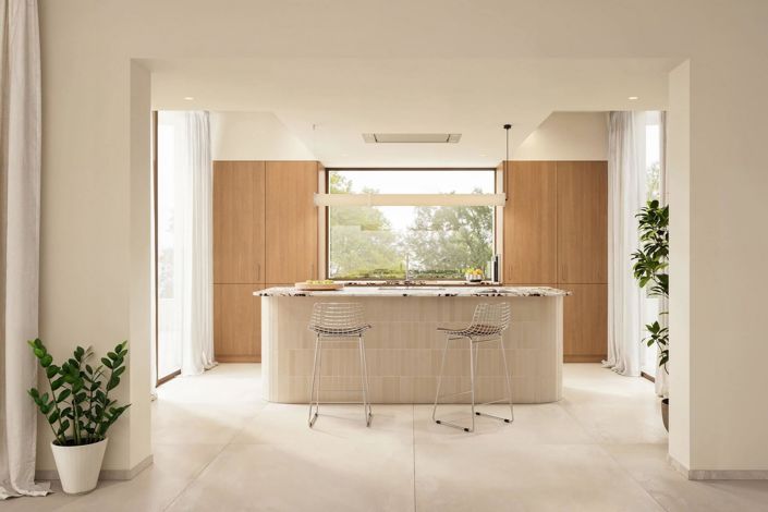 Image No.2-4 Bed Villa for sale