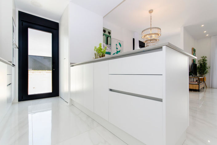 Image No.4-3 Bed Townhouse for sale