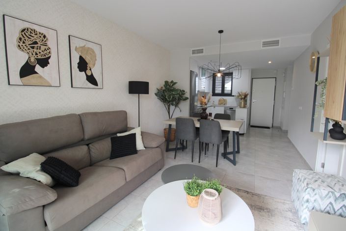 Image No.6-2 Bed Property for sale