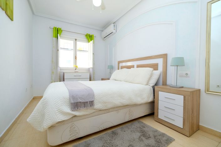 Image No.9-2 Bed Bungalow for sale