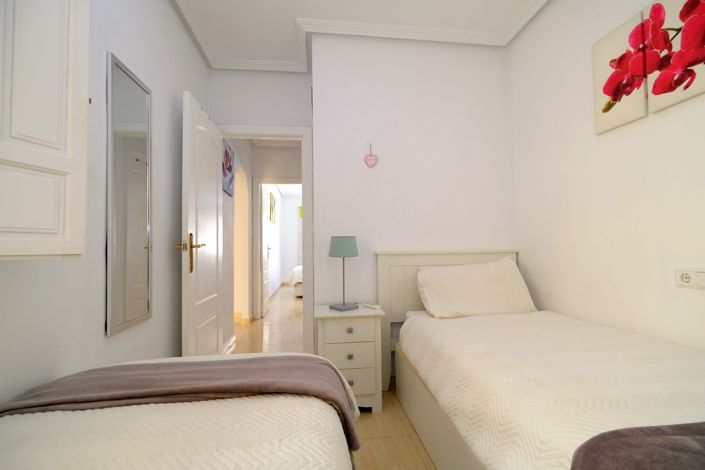 Image No.12-2 Bed Bungalow for sale
