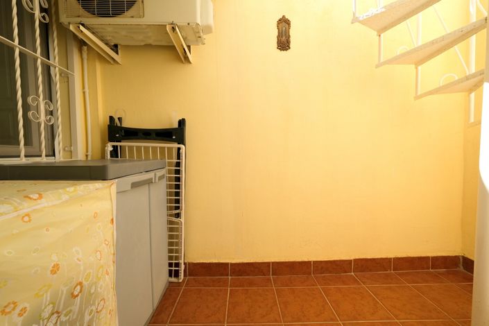Image No.15-2 Bed Bungalow for sale