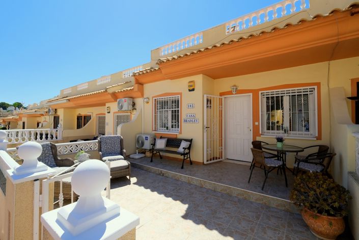 Image No.19-2 Bed Bungalow for sale