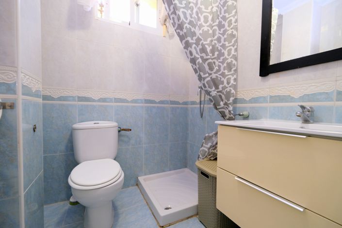 Image No.19-2 Bed Villa for sale