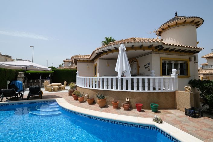 Image No.26-2 Bed Villa for sale