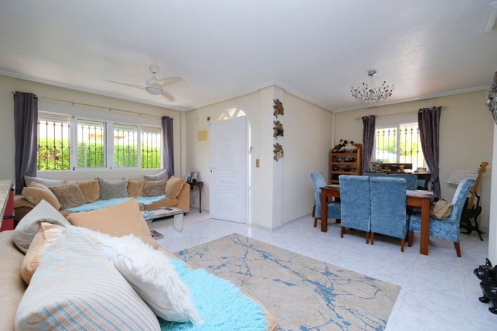 Image No.4-2 Bed Villa for sale
