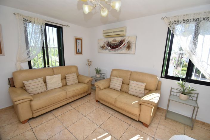 Image No.6-2 Bed Townhouse for sale