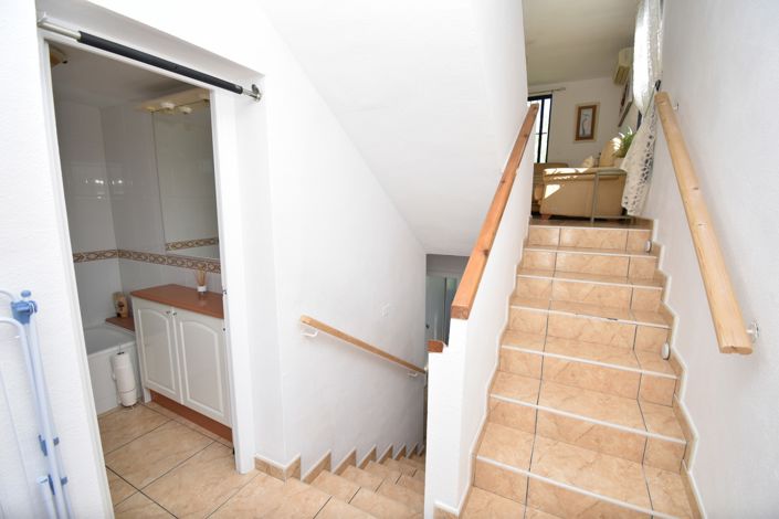 Image No.7-2 Bed Townhouse for sale
