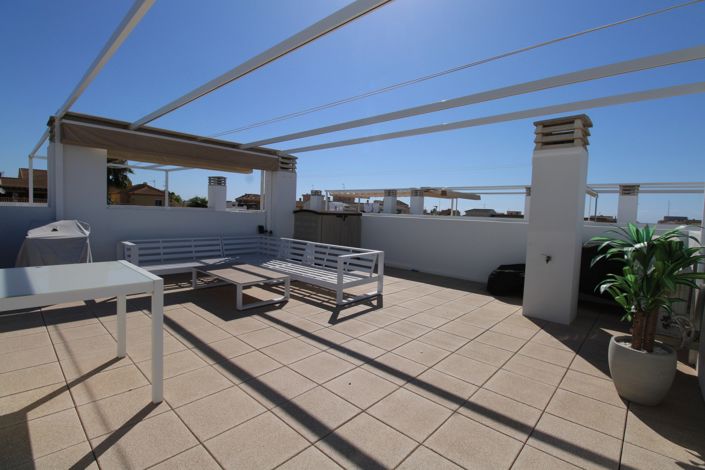 Image No.24-2 Bed Property for sale