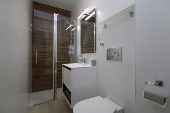 Image No.4-2 Bed Property for sale