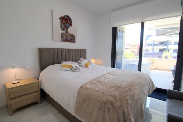 Image No.2-Propriété de 2 chambres à vendre à Playa Flamenca