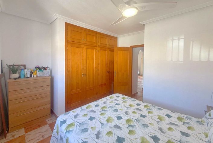 Image No.9-2 Bed Property for sale