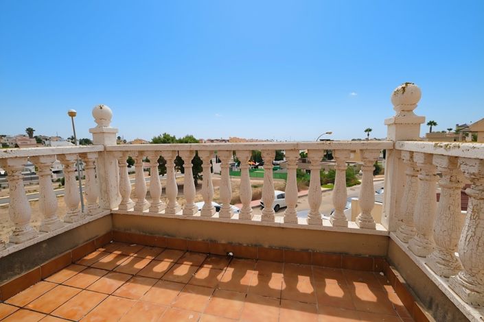 Image No.12-2 Bed Villa for sale