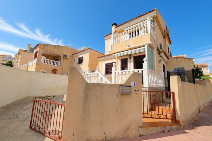 Image No.16-2 Bed Villa for sale