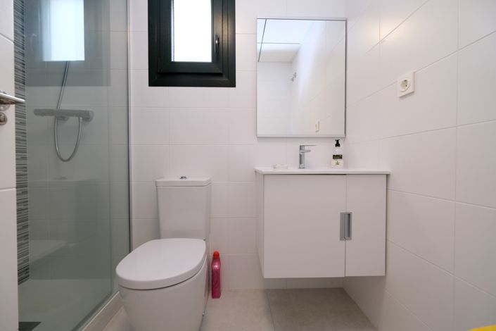 Image No.16-3 Bed Apartment for sale