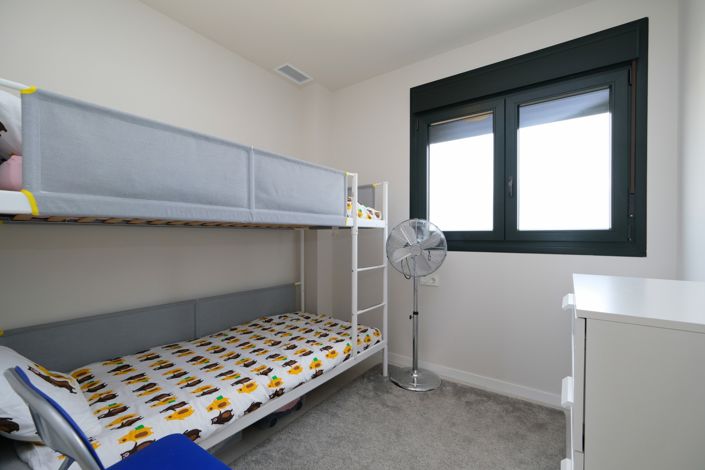 Image No.17-3 Bed Apartment for sale