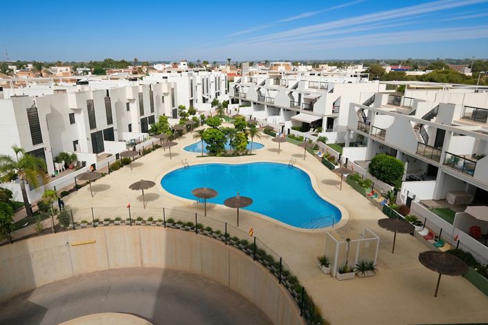 Image No.18-3 Bed Apartment for sale