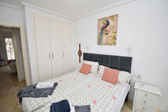Image No.10-2 Bed Townhouse for sale