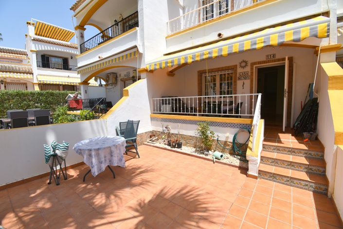 Image No.20-2 Bed Townhouse for sale
