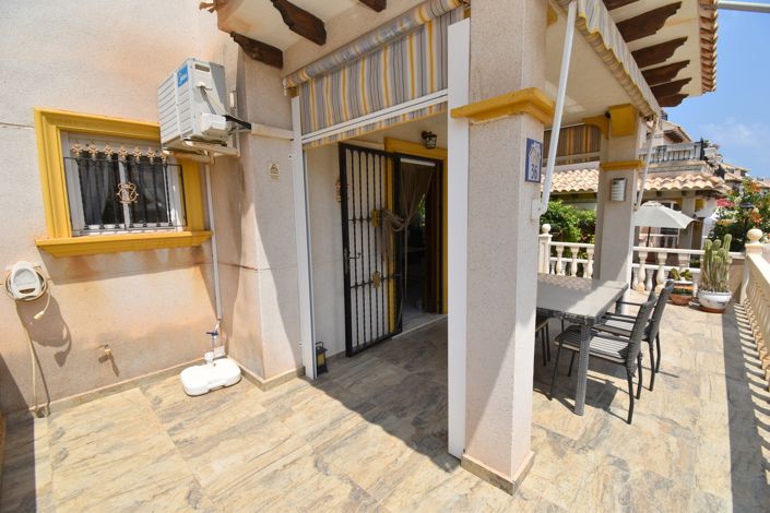 Image No.22-2 Bed Townhouse for sale
