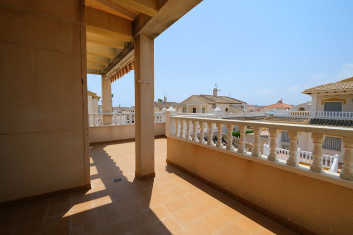Image No.17-3 Bed Villa for sale