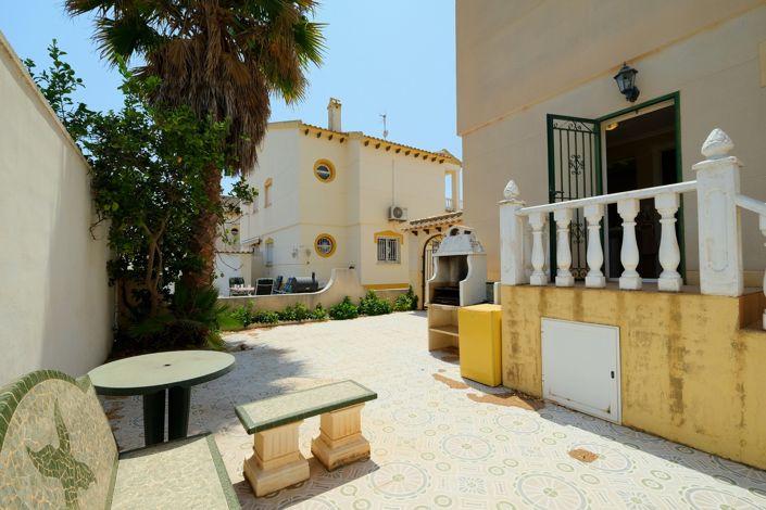 Image No.19-3 Bed Villa for sale