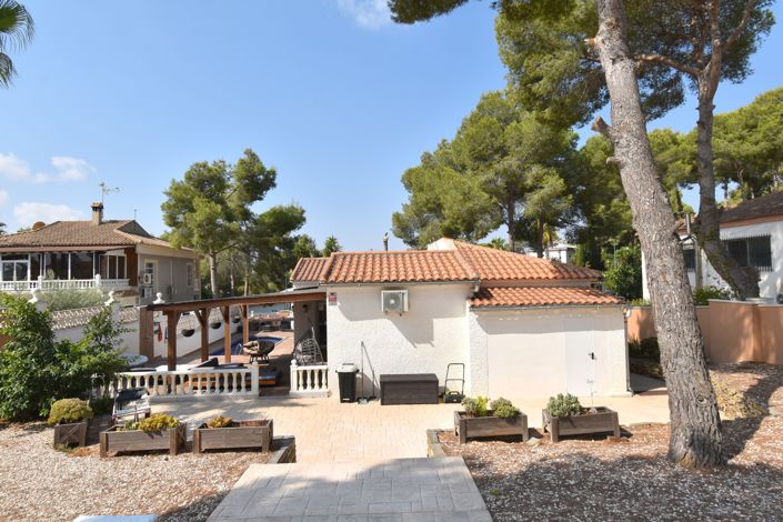 Image No.2-2 Bed Villa for sale