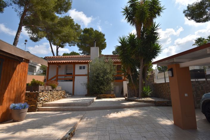 Image No.31-2 Bed Villa for sale