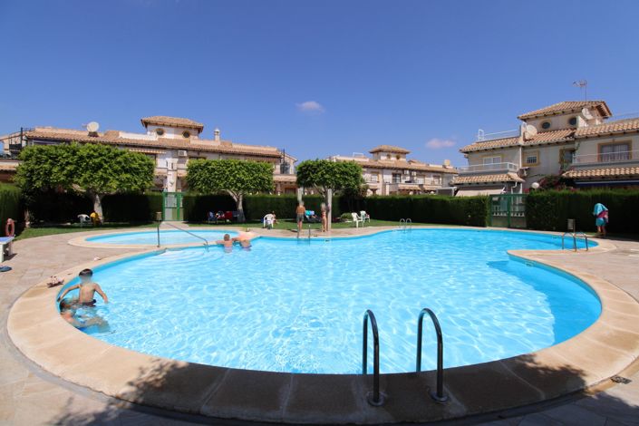 Image No.2-Propriété de 2 chambres à vendre à Punta Prima