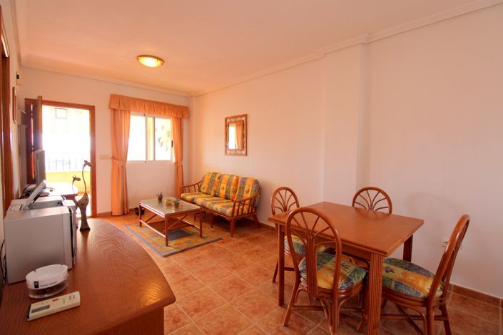 Image No.9-Propriété de 2 chambres à vendre à Punta Prima