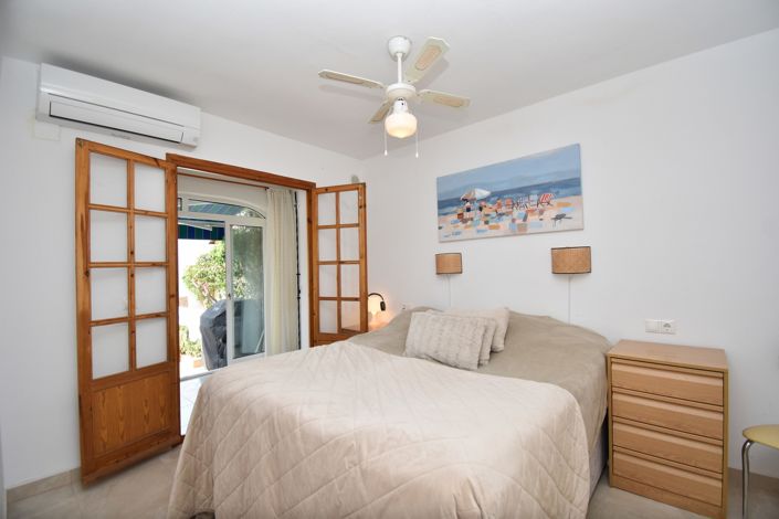 Image No.14-2 Bed Bungalow for sale